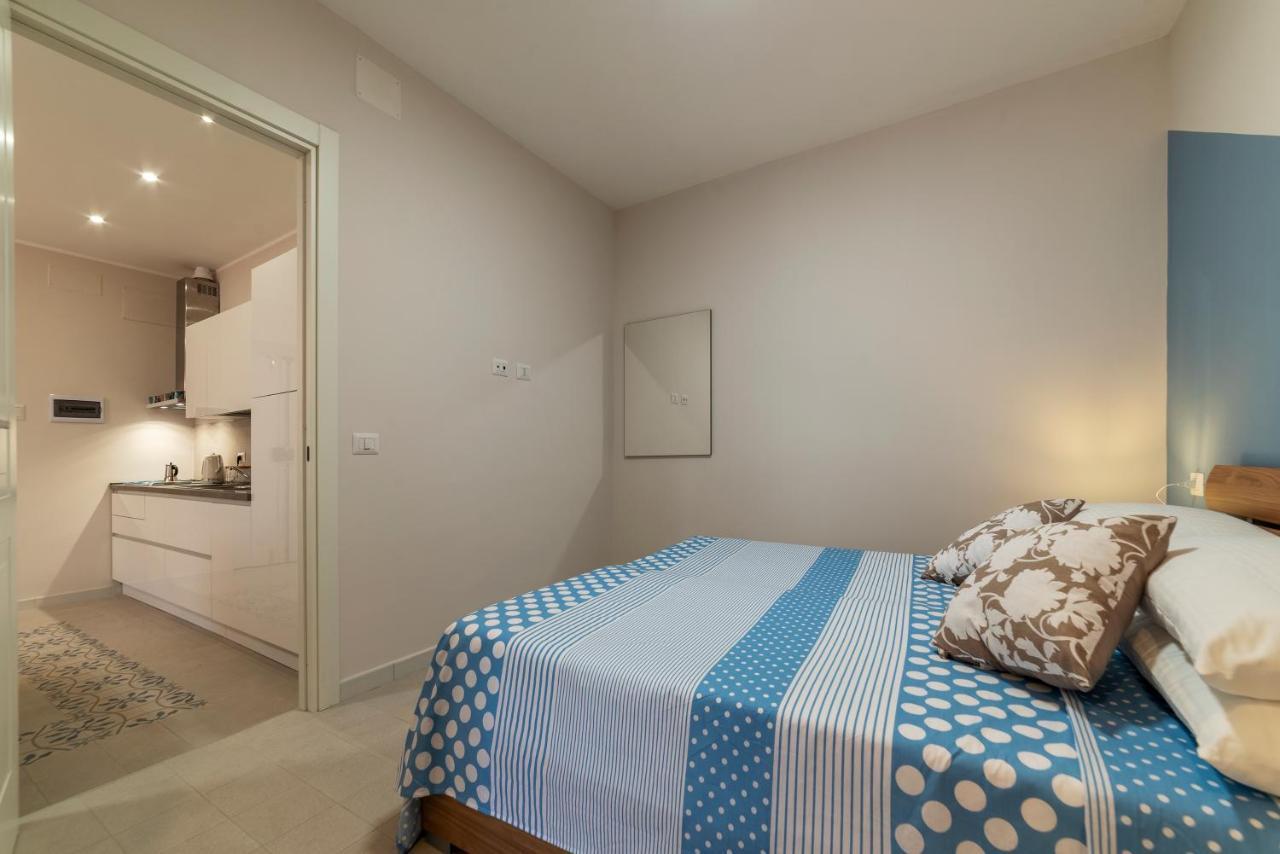 Blu Novecento Apartment Roma Esterno foto